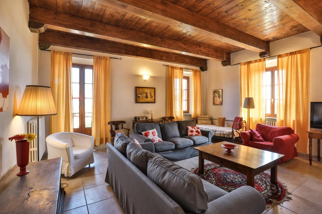 Villa Pesce, Mombaruzzo Buitenkant foto