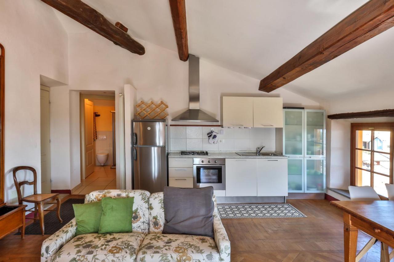 Villa Pesce, Mombaruzzo Buitenkant foto