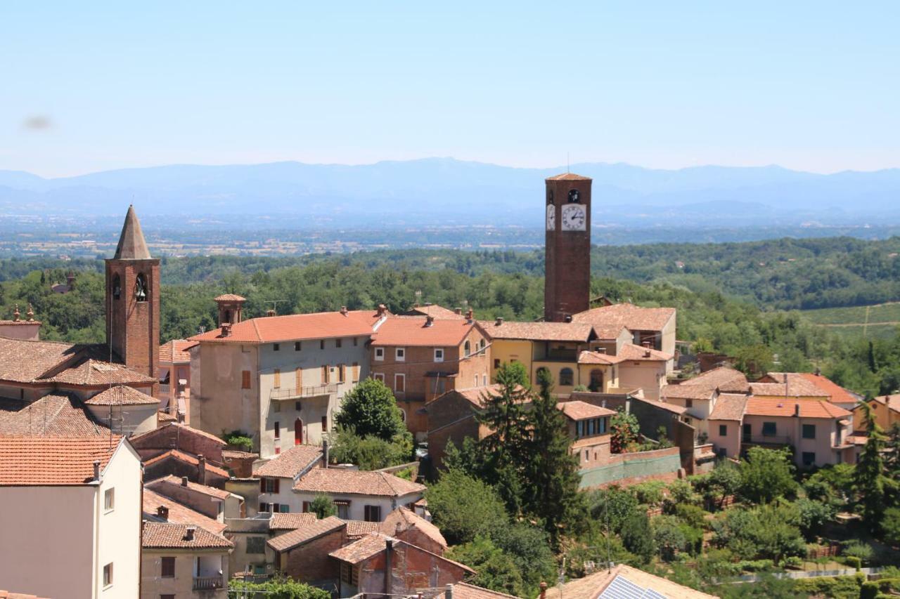 Villa Pesce, Mombaruzzo Buitenkant foto